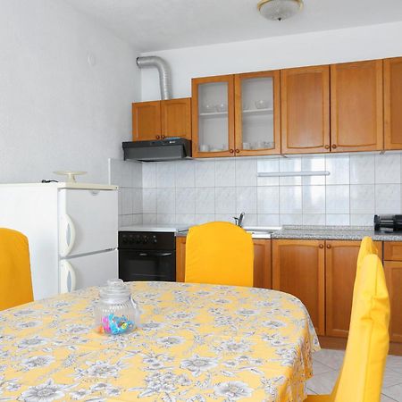 Apartments By The Sea Poljica, Trogir - 19316 Marina Kamer foto