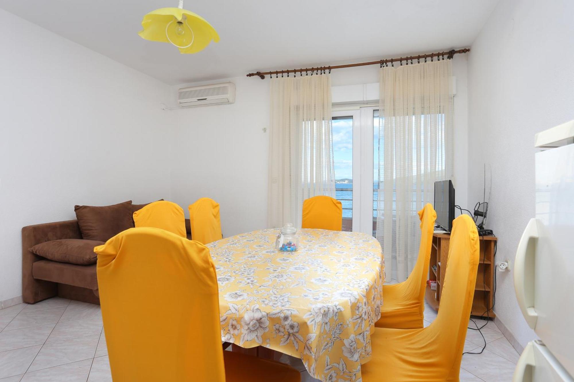 Apartments By The Sea Poljica, Trogir - 19316 Marina Kamer foto
